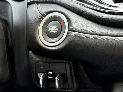 Used 2023 Dodge Durango SXT Launch Edition image 26