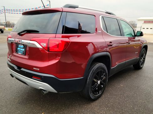 Used 2017 GMC Acadia SLT image 4