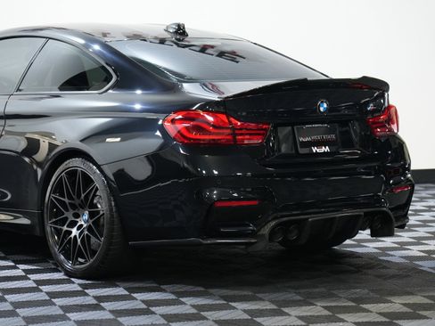 Used 2019 BMW M4 Coupe w/ Competition Package image 16