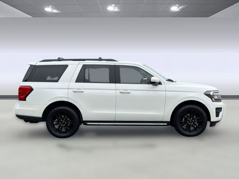 Certified 2023 Ford Expedition XLT RWD image 8