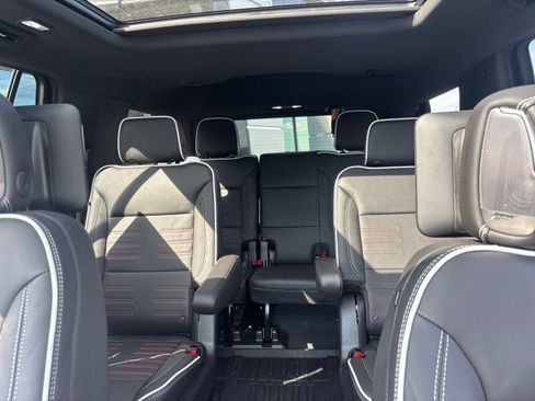 New 2026 GMC Yukon AT4 Ultimate w/ LPO, Floor Liner Package AWD/4WD image 29