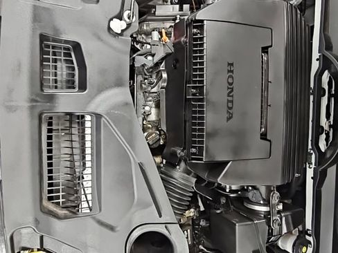 Used 2023 Honda Pilot EX-L image 43