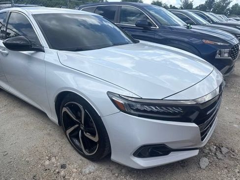 Used 2021 Honda Accord Sport image 3