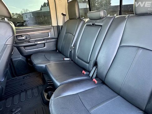 Used 2018 RAM 2500 Laramie image 12