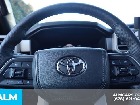 Used 2025 Toyota Sequoia Limited AWD/4WD image 33