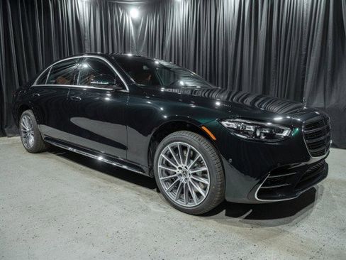New 2026 Mercedes-Benz S 580 4MATIC Sedan image 3