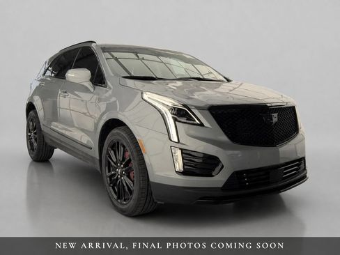 Used 2024 Cadillac XT5 Sportv w/ Technology Package AWD/4WD image 3