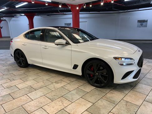 Used 2023 Genesis G70 3.3T w/ Sport Prestige Package AWD/4WD image 10