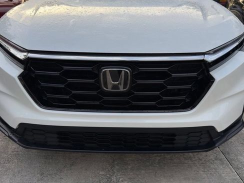 Used 2023 Honda CR-V EX image 10