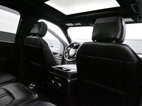 Used 2019 Ford Expedition Max Limited w/ Equipment Group 301A AWD/4WD image 29