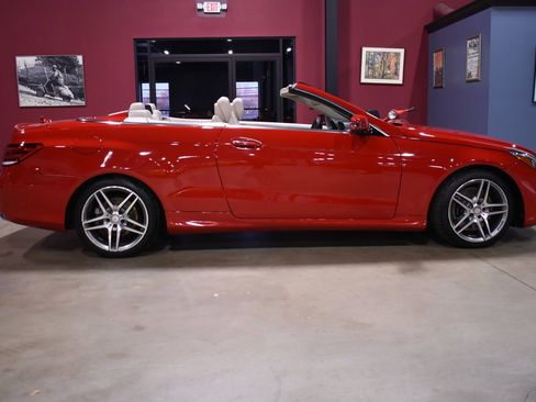 Used 2016 Mercedes-Benz E 550 Cabriolet w/ Premium 2 Package image 10