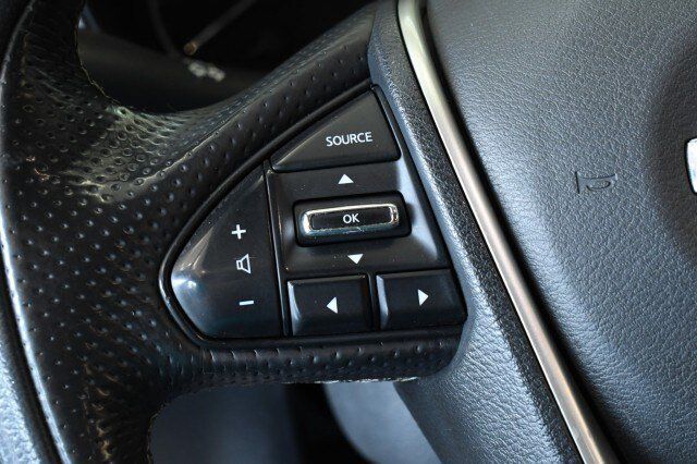 Used 2020 Nissan Maxima 3.5 SV w/ Floor Mat Group FWD image 25
