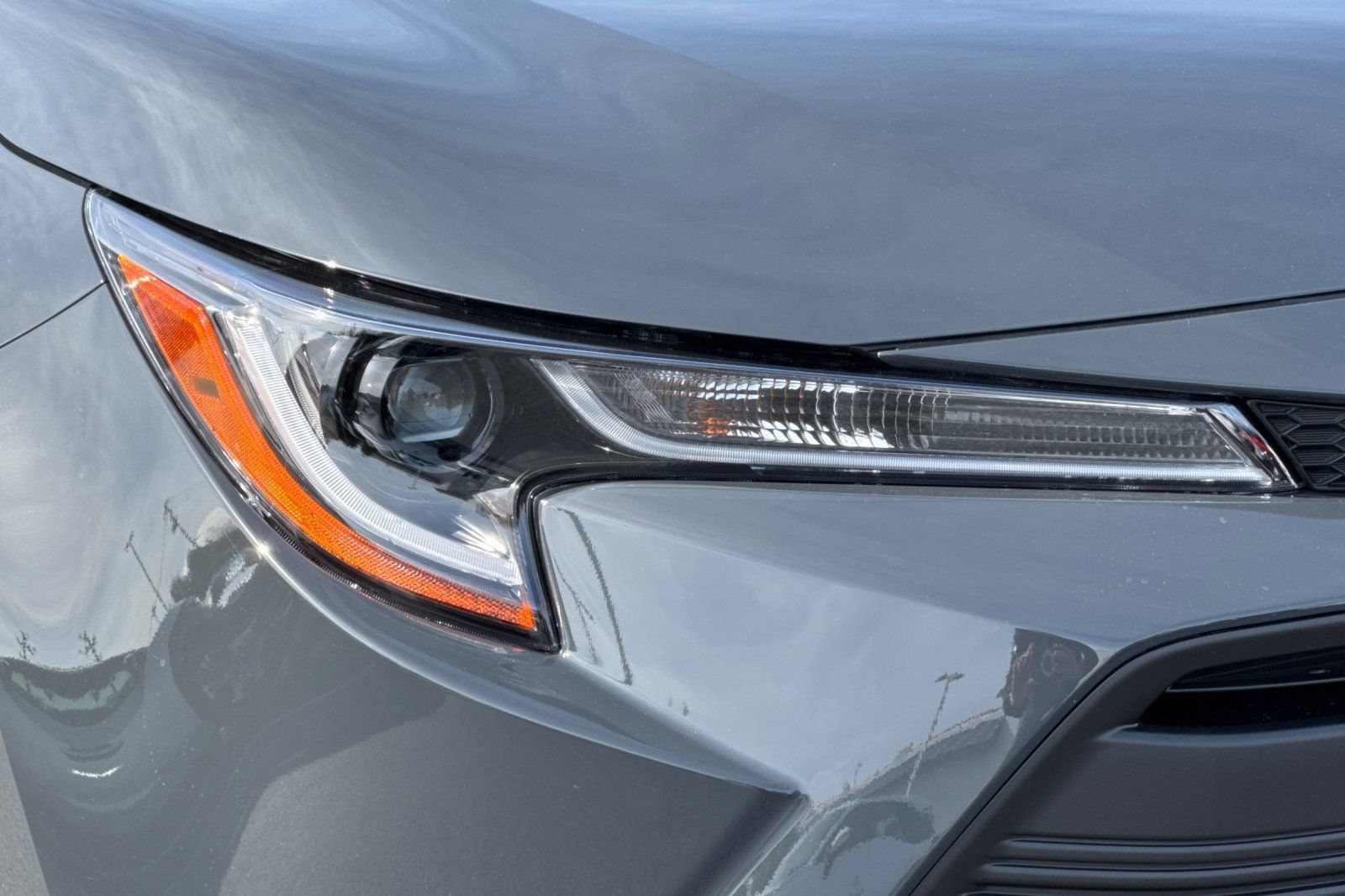 New 2026 Toyota Corolla LE w/ LE Premium Package FWD image 27