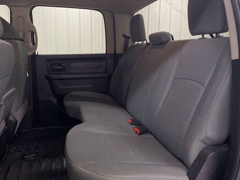 Used 2018 RAM 2500 Tradesman w/ Chrome Appearance Group image 18