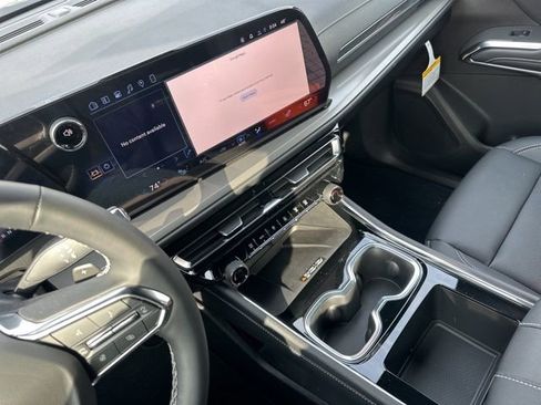 New 2026 Chevrolet Traverse LT w/ Midnight/Sport Edition image 26