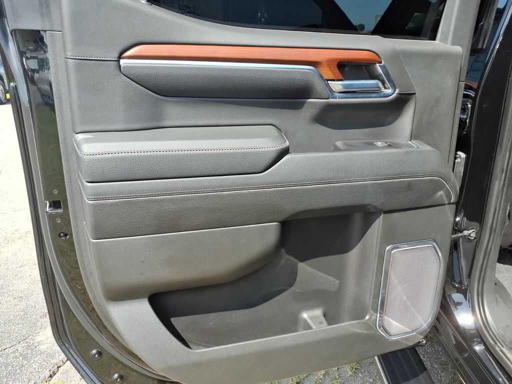 Used 2022 GMC Sierra 1500 Denali AWD/4WD image 23