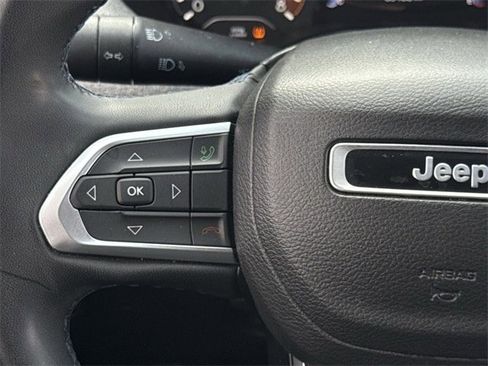 Used 2022 Jeep Compass Latitude image 13