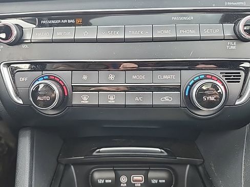 Used 2019 Kia Optima S w/ S Panoramic Sunroof Package image 8