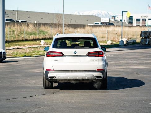 Used 2023 BMW X5 xDrive45e w/ Executive Package image 6