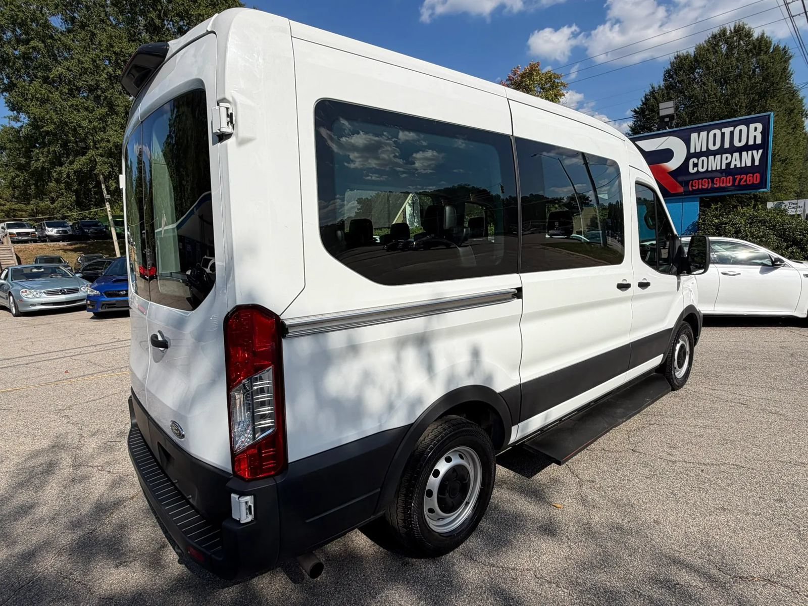 Used 2020 Ford Transit 150 XL RWD image 3