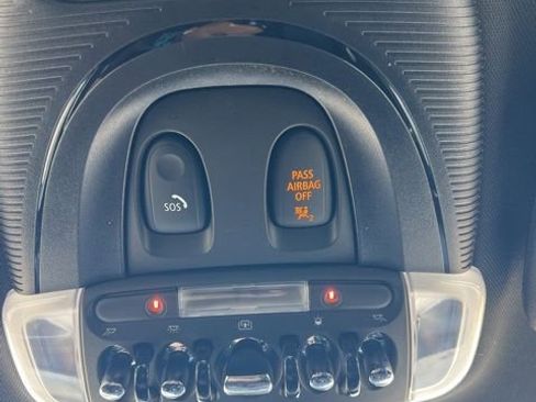 Used 2022 MINI Cooper SE FWD image 18