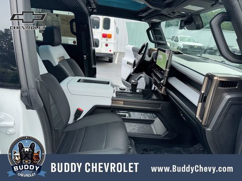 Used 2024 GMC Hummer EV 3X w/ Battery Pack, 24 Module Pack AWD/4WD image 32