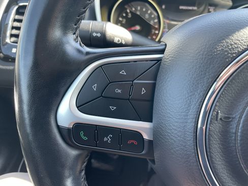 Used 2021 Jeep Compass Latitude AWD/4WD image 15