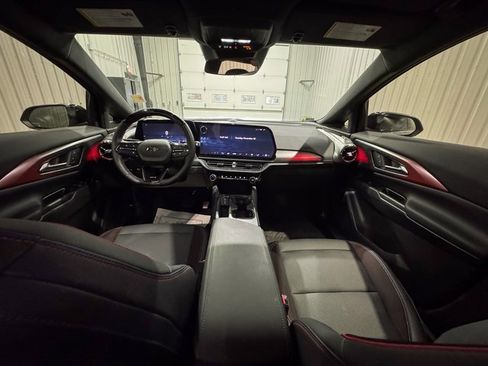 Used 2024 Chevrolet Equinox EV RS image 22