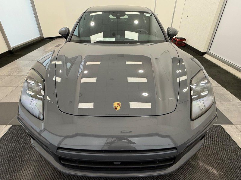 Certified 2025 Porsche Panamera 4 AWD/4WD image 12