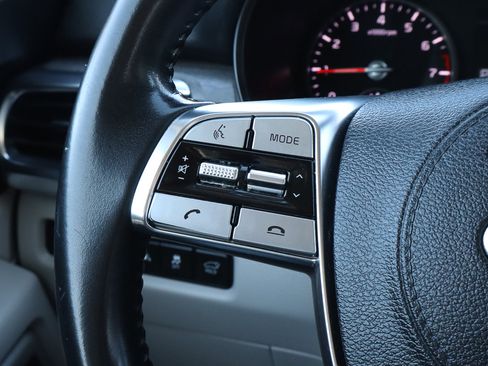 Used 2020 Kia Telluride EX image 30