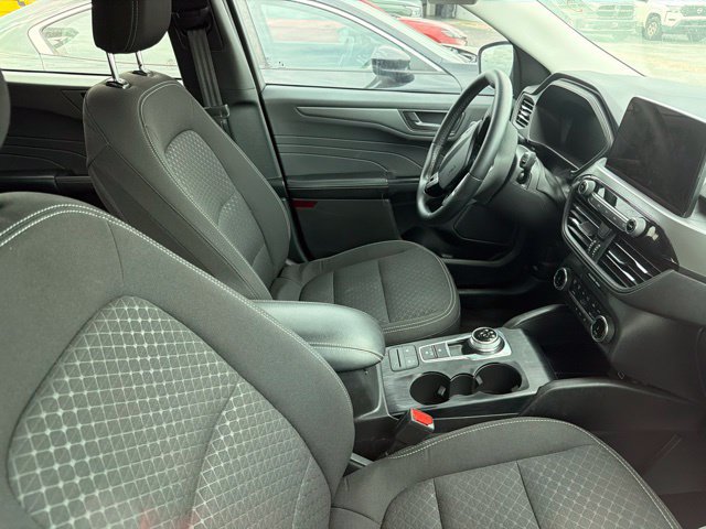 Used 2024 Ford Escape Active w/ Cold Weather Package FWD image 5
