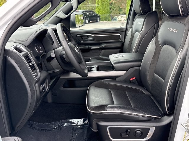 Used 2025 RAM 1500 Laramie AWD/4WD image 17