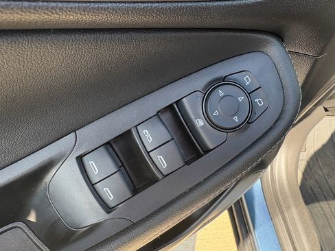 Used 2024 Buick Encore GX Preferred w/ Advanced Technology Package image 12