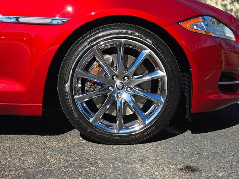 Used 2012 Jaguar XJ RWD image 38
