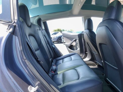 Used 2023 Tesla Model 3 Standard Range RWD image 14