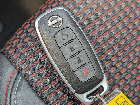 New 2026 Nissan Kicks SR image 31