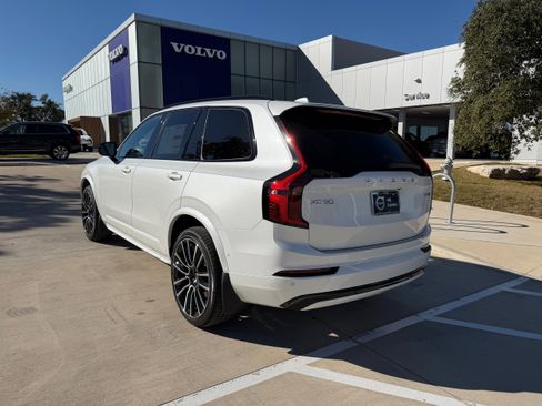 New 2026 Volvo XC90 B6 Ultra w/ Lounge Package AWD/4WD image 4