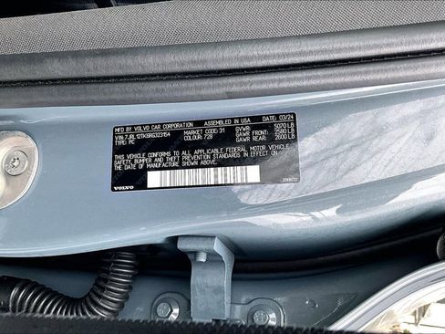 Used 2024 Volvo S60 B5 Core image 42