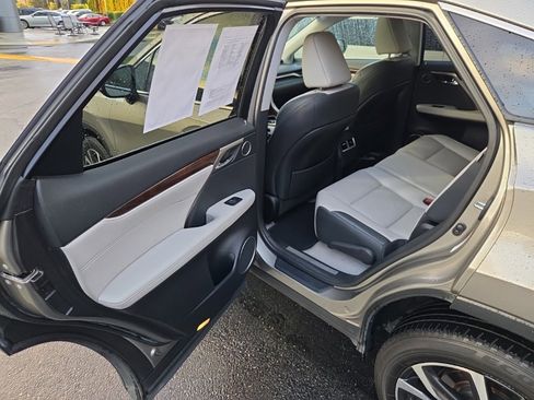 Used 2017 Lexus RX 350 AWD image 15