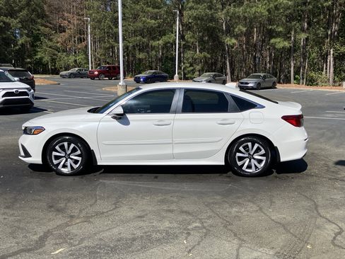 Used 2024 Honda Civic LX image 7