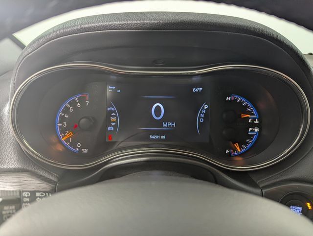 Used 2021 Jeep Grand Cherokee High Altitude AWD/4WD image 17