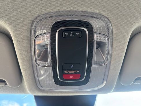 Used 2024 Hyundai Kona SEL w/ Convenience Package AWD/4WD image 11