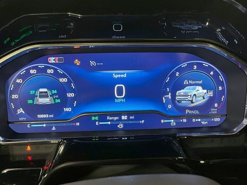 Used 2024 Chevrolet Silverado 1500 LT image 6