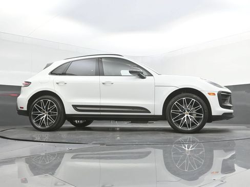 New 2026 Porsche Macan Turbo AWD/4WD image 33