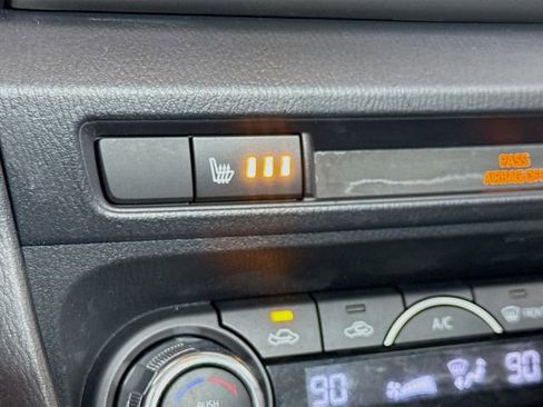 Used 2018 MAZDA MAZDA3 Touring image 20