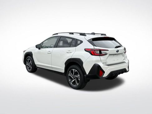 Used 2024 Subaru Crosstrek 2.0i Premium image 3