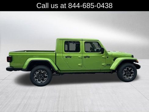 New 2025 Jeep Gladiator Sport w/ Premium Package image 4