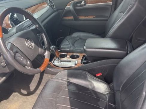Used 2012 Buick Enclave Premium FWD image 2