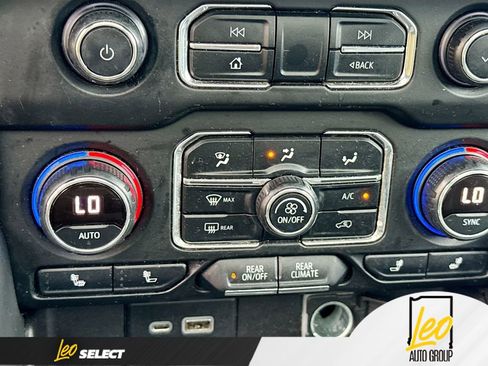 Used 2021 Chevrolet Tahoe RST w/ Luxury Package image 15