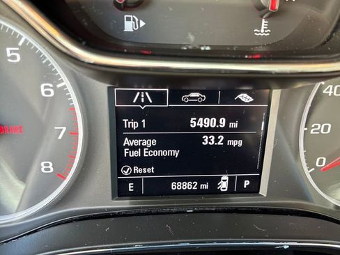 Used 2019 Chevrolet Cruze LS w/ LS Convenience Package FWD image 16